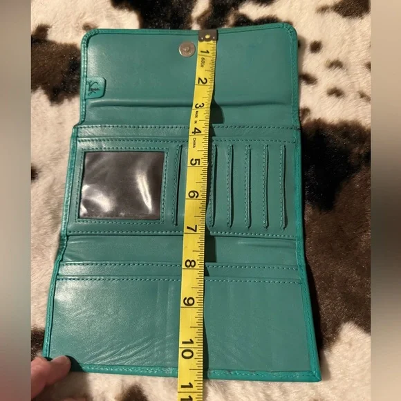Boho Western Turquoise Hand tooled Leather wallet - Picture 9 of 9